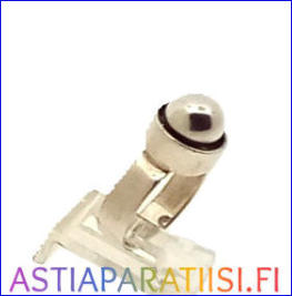 FINNISH DESIGN , E. Granit & Co Sormus ,Design:Erik Graniti,Vuodelta 1969, hopeaa  Pitoisuus 916,kivell�,l�hes uudenveroinen 160 mm,hinta 125� (sis. alv) (Tuote nro Item 122DK)