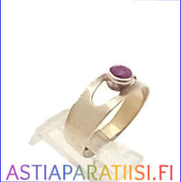 FINNISH DESIGN ,Vintage upea  punaisella kivell�,sormus,Rantanen Veikko Kultasep�nliike oy,Vuodelta 1962-1990, hopeaa Pitoisuus 813,Kunto: hyv�,190 mm,hinta 85,� (sis. alv) (Tuote nro Item 129DK)
