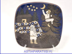 ARABIA, Vuosilautanen 1987,Design:Raija Uosikkinen,halkaisija .n. 20,5 cm X20,5 cm, 1kpl. 34/kpl,( Tuote nro 114AM )